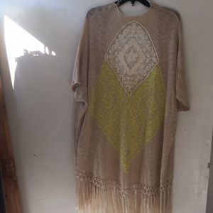 Fringed shawl